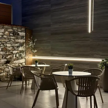 Hotel The George - Hospitality Beyond 2*