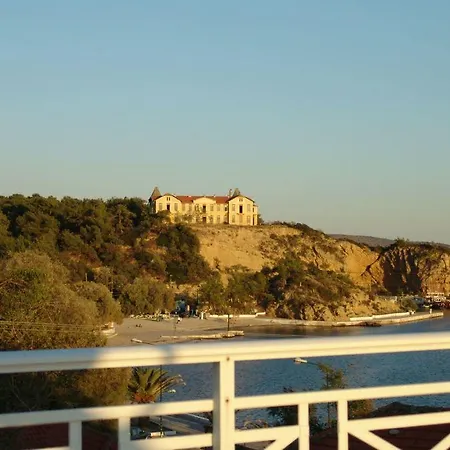 Hotel The George - Hospitality Beyond Limenaria (Thasos)