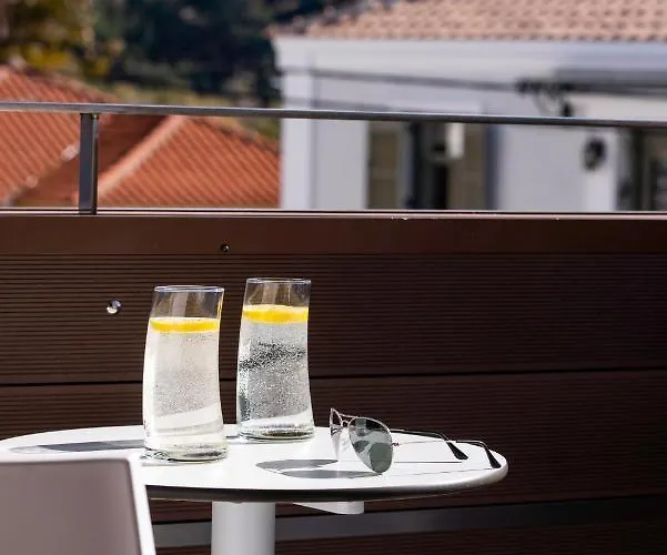 Hotel The George - Hospitality Beyond 2*