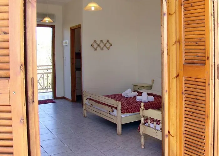 The George - Hospitality Beyond Hotel 2*