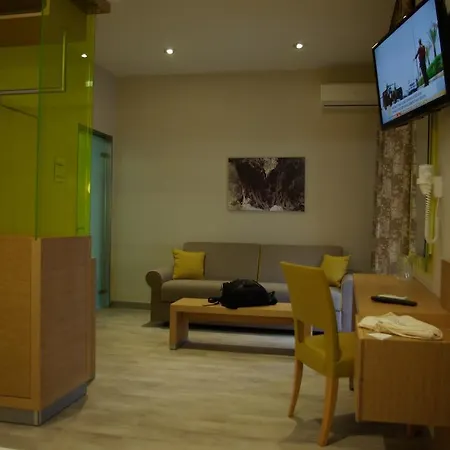 Hotell George Hotel 2*