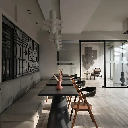 The George - Hospitality Beyond 호텔